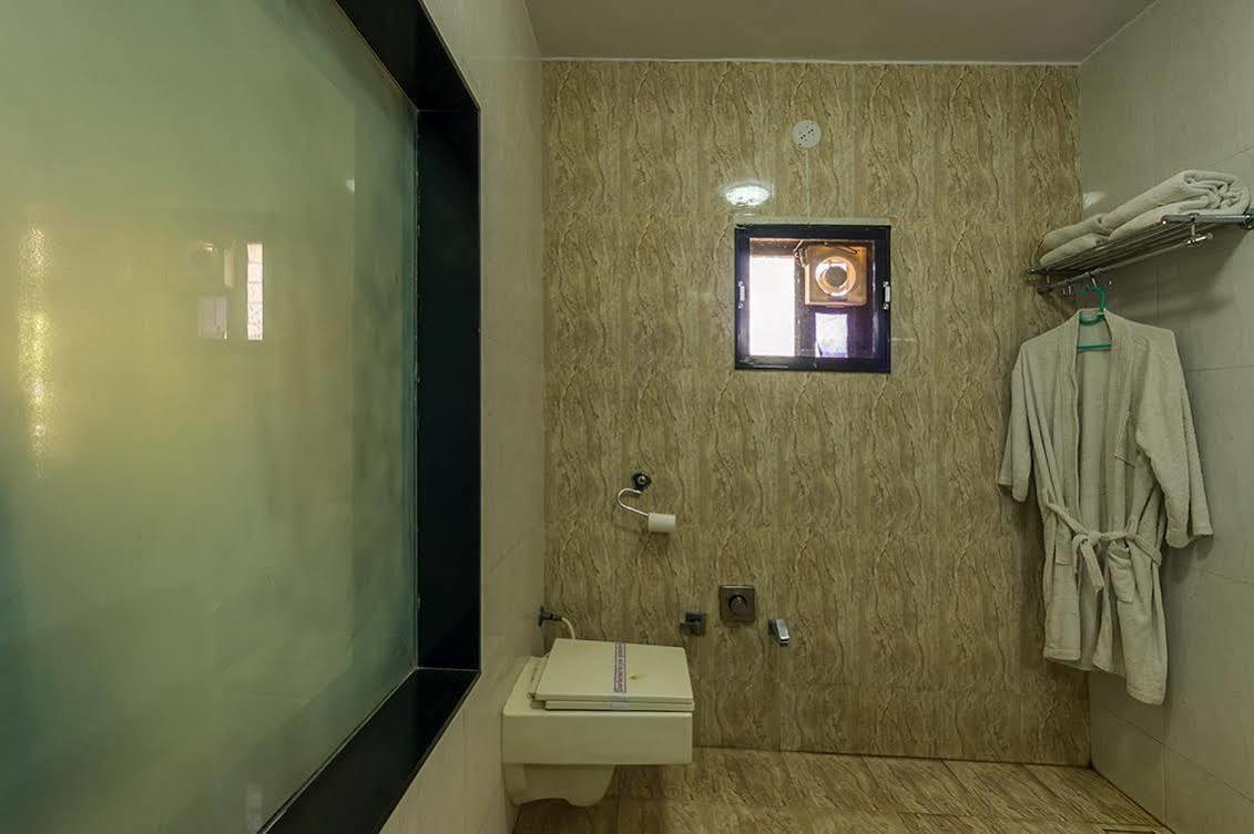 Leo Resorts Junagadh Exterior photo